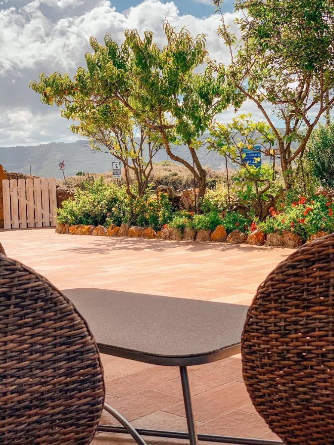 B&B La Roccia Castelsardo Eksteriør bilde