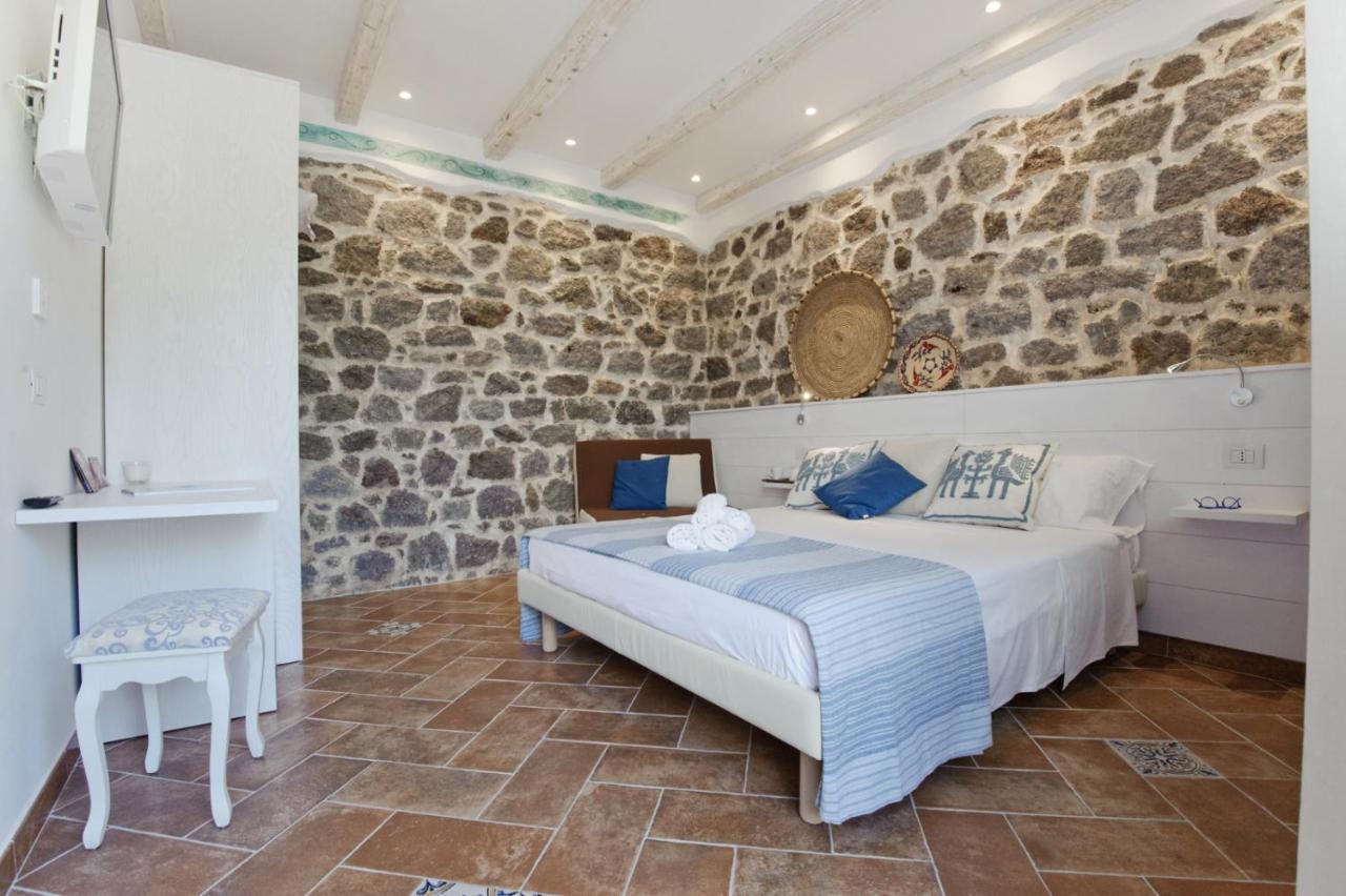 B&B La Roccia Castelsardo Eksteriør bilde