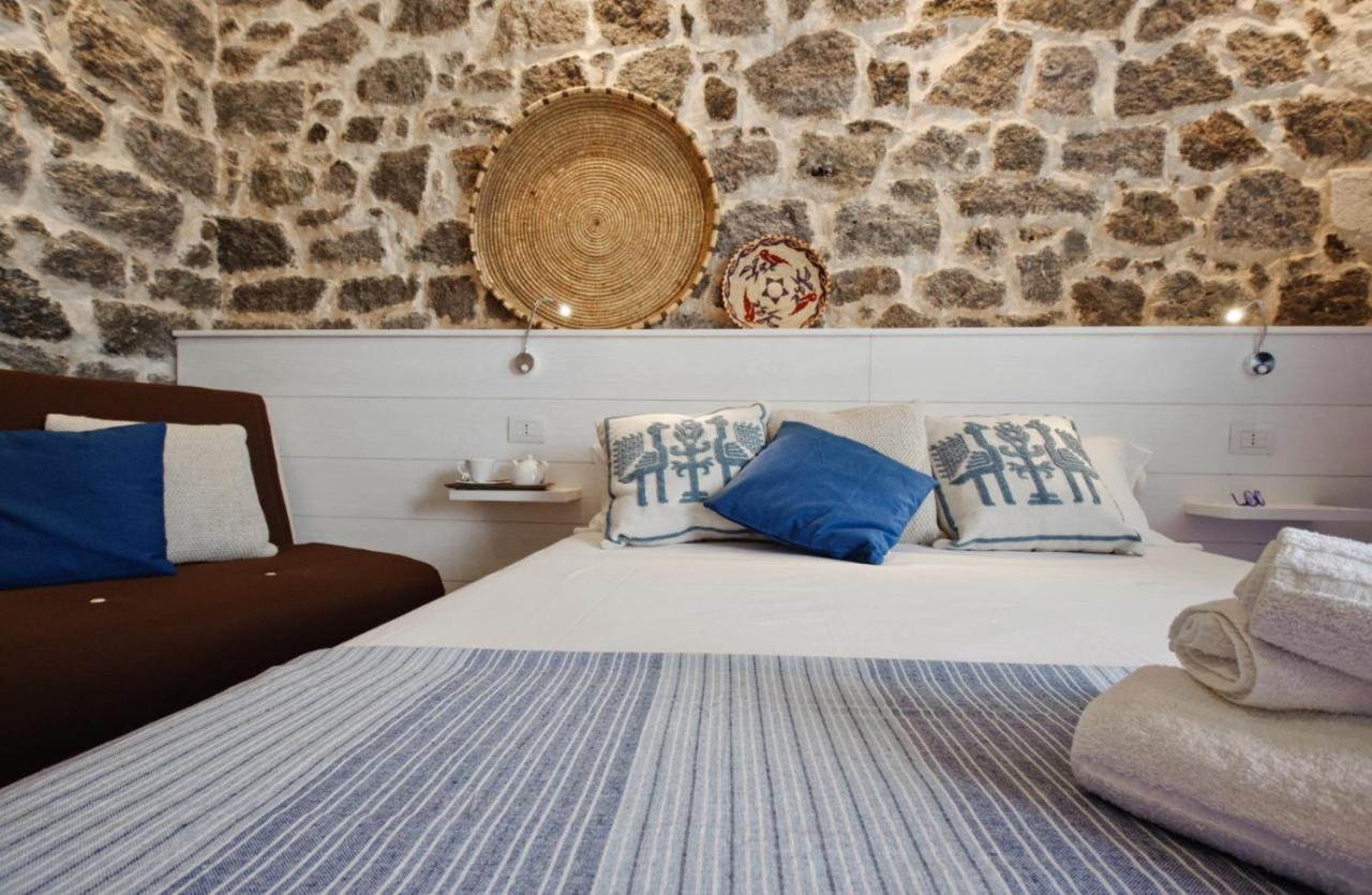 B&B La Roccia Castelsardo Eksteriør bilde